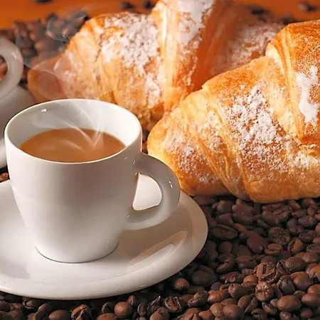 Donato Bed & Breakfast 3*