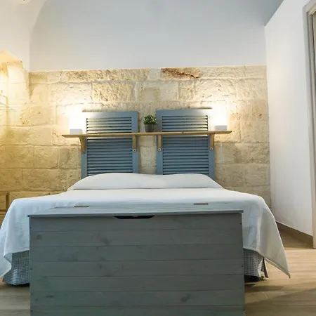 Donato Bed & Breakfast *